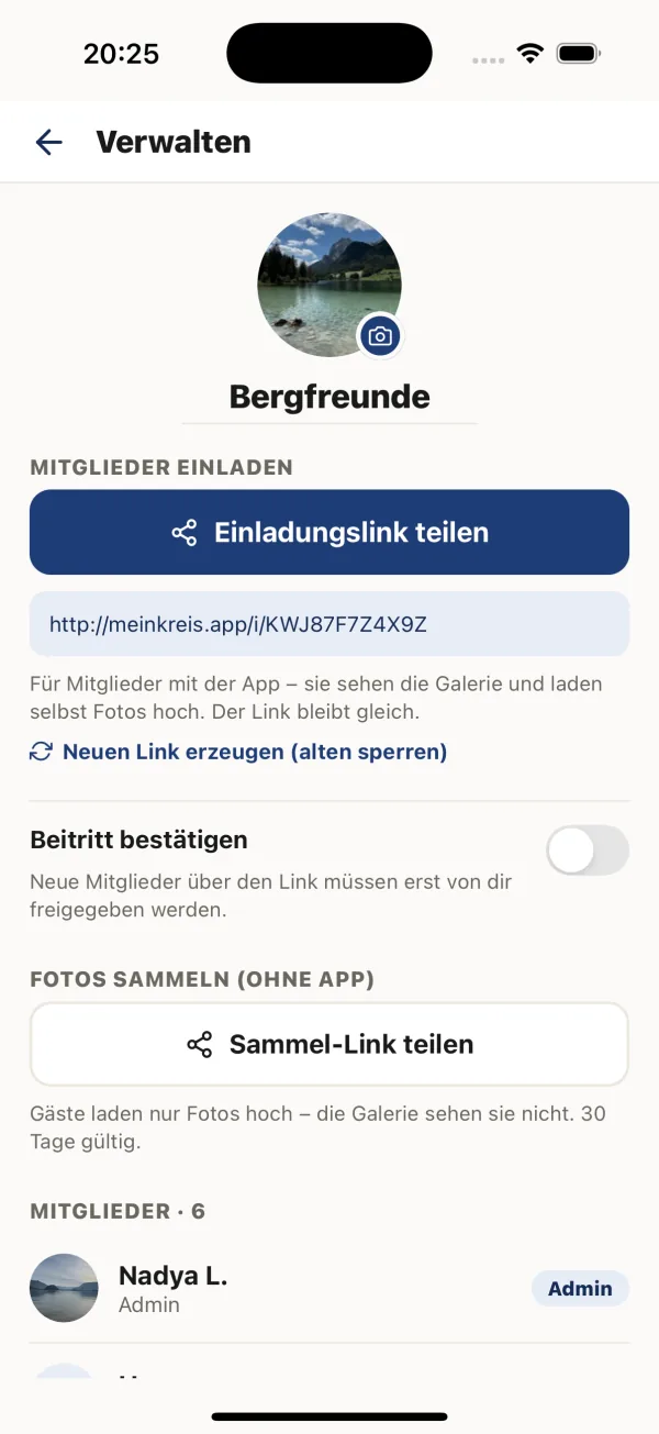The manage screen in Kreis: share an invite link and a guest collect link.